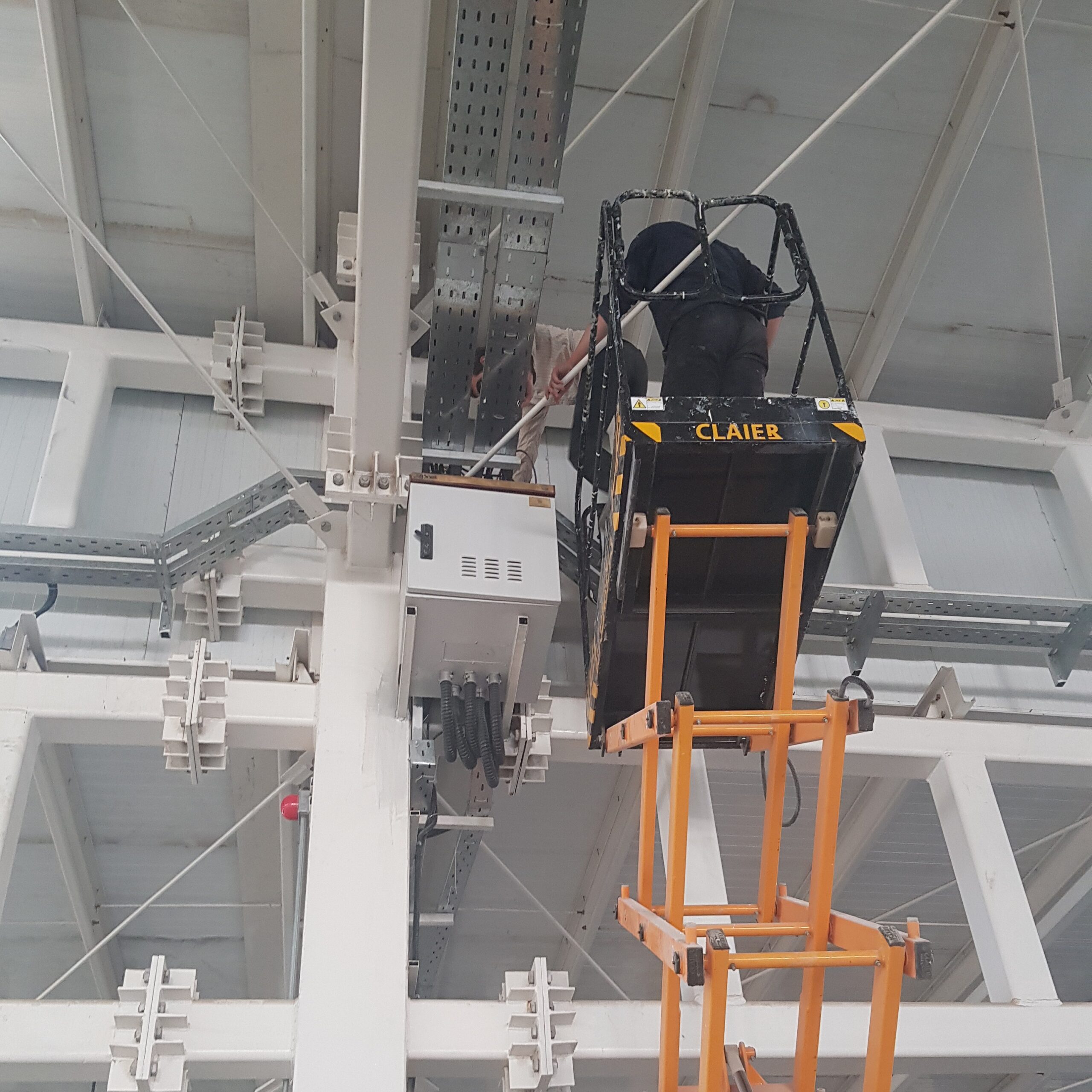 پیشرو پرداز اسپادانا